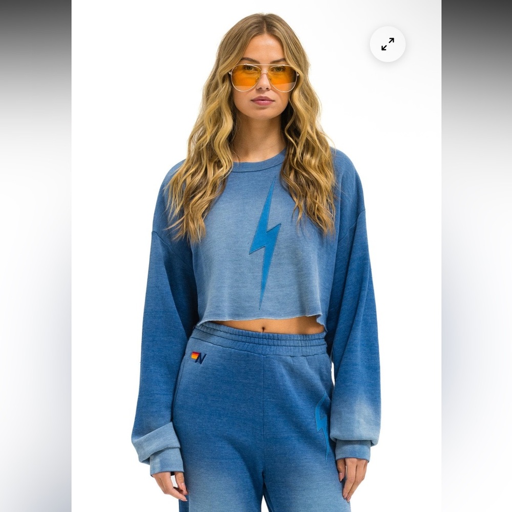 👍🏻 NWT Aviator Nation Bolt Stitch Cropped Sweatshirt - Relaxed Fit - Faded Water